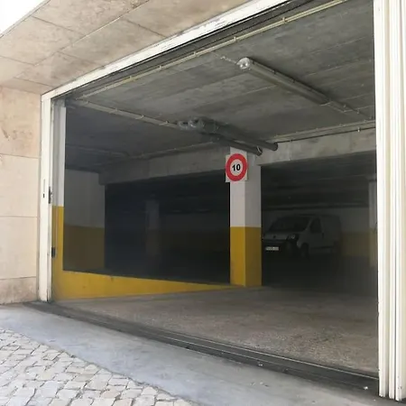 Studio Garagem Апартаменты *